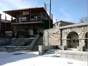 Ta Skalopatia