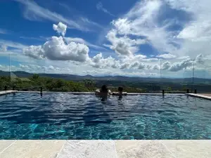 Entire House Mountain Escape|Sleeps 10|Pool & View