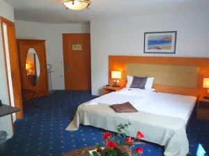 Hotel Abalone