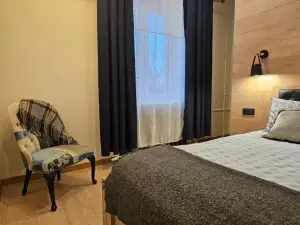 Luxury Stable 1