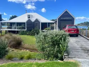 Absolute Beach Front-Tutukaka Harbour