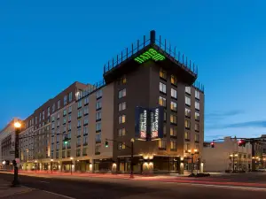 ヒルトン ガーデン イン ルイビル ダウンタウン