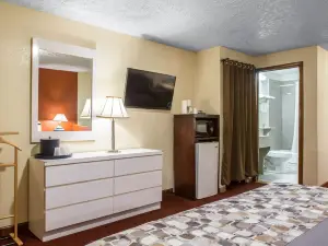 Rodeway Inn & Suites Branford - Guilford