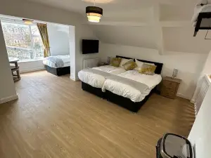 เดอะ ไฮมีด