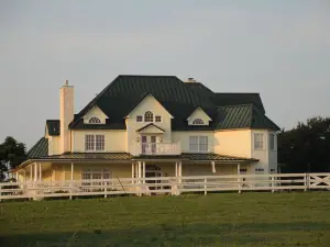 Lillian Farms Bed & Breakfast