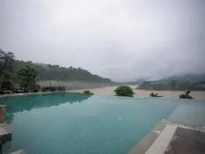Regenta Resort & Spa By Riverside, Chitwan
