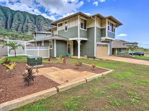 Modern Waianae Home w/ Mountain & Valley View