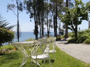 Monarch Cove Inn
