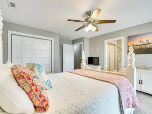 Spring City Home Lakefront Boating Getaway!
