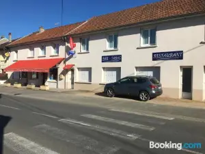 A l'Orée du Bois Chez Doudou&Lolo