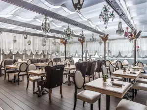 Hotel Caravel
