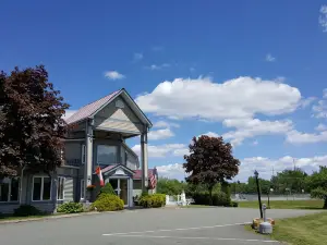 Granite Town Hotel