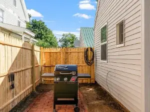 New!! Lovely Unit w/ Private Hot Tub and Patio!
