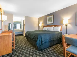 Studio 6 Suites Louisville KY  Airport Expo Center