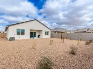 Avalon Canyon Case Grande 4 Bedroom Home by RedAwning