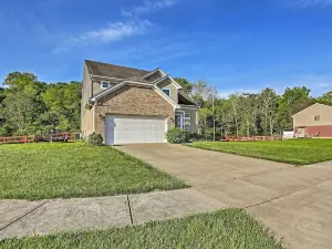 Spacious Family Home w/ Fire Pits, Large Yard