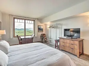The Lodge at Suncadia Condo River and Mtn View