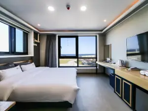 Yeongdeok Ganggu Port Stay