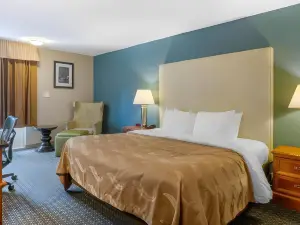 Quality Inn & Suites Apex-Holly Springs