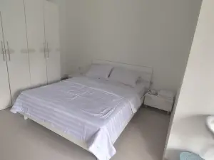 Backyard Guest House