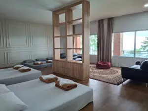 Ciremai Land  Glamping Dan Hotel