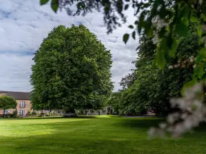 Dunadry Hotel and Gardens