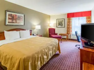Quality Inn & Suites Lexington Near I-64 and I-81