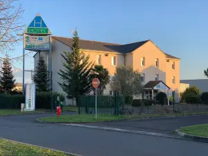 ブリット ホテル ソミュール