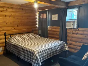 Recently Updated Beachfront Resort Cottage #3