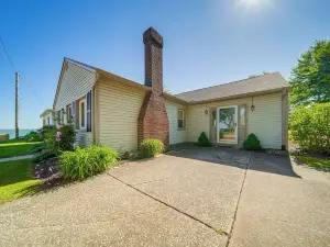 伊利湖度假屋：適合家庭的住宅帶露台