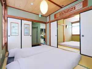 Loisir Iwatsuki Room 201