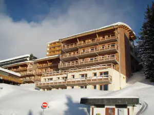 Apartment in Chamrousse with balcony