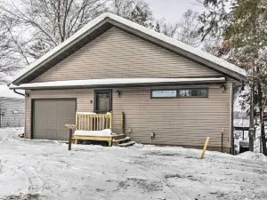Phillips Cabin w/ Lake Views & Private Dock!