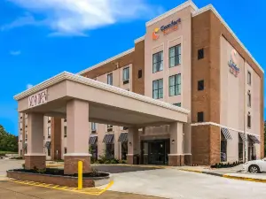 Comfort Suites