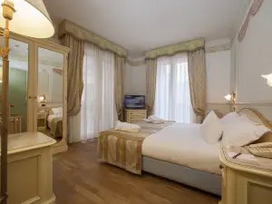 托斯卡內利麥傑斯特飯店