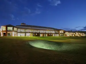 Lady Bay Hotel