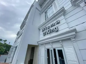 維斯瑪D國王紅色夥伴旅館