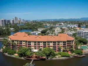 Paradise Island Resort