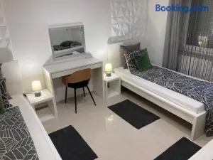 Apartman Sonas with Free Private Parking