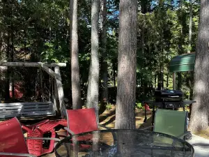 Les Pepins - 4 BR 1 B in Eustis- 8 miles from Sugarloaf