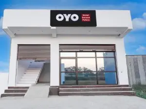 Hotel O Samrat palace