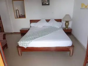 Lovely 3-Bed Apartment in Kribi