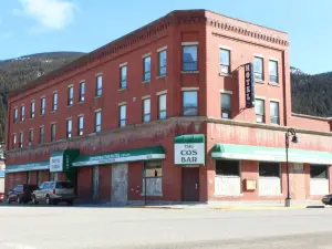 The Cosmopolitan Hotel