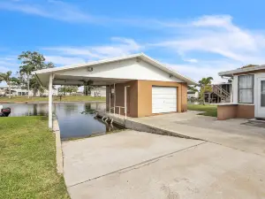 Cozy And Relaxing Fishing Retreat 3 Bedroom Home