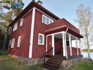 Gorgeous Home in Brunskog with House Sea View