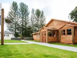 มอฟแฟต แมเนอร์ ฮอลิเดย์ รีสอร์ต