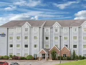Microtel Inn & Suites by Wyndham Waynesburg