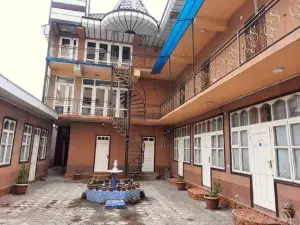 Inn Sogdiana