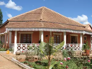 Hotel Tsienimparihy