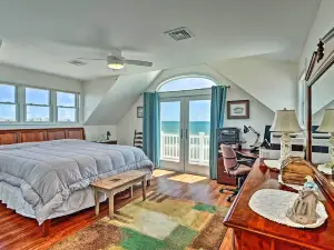Sunny Beach House Getaway - Steps from Water!